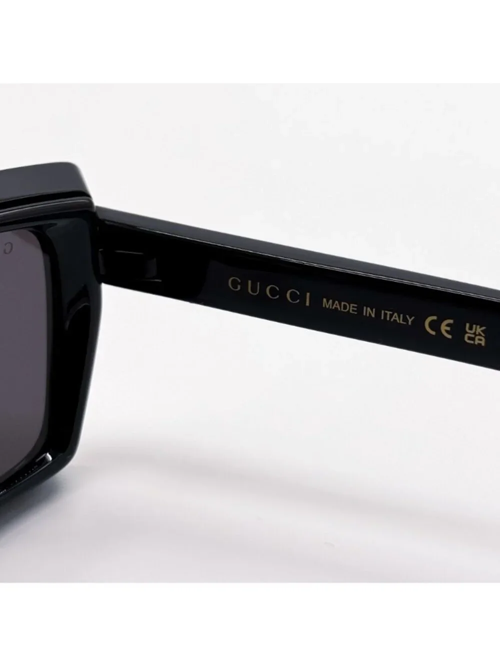 NEW Gucci Sunglasses GG1723S 001